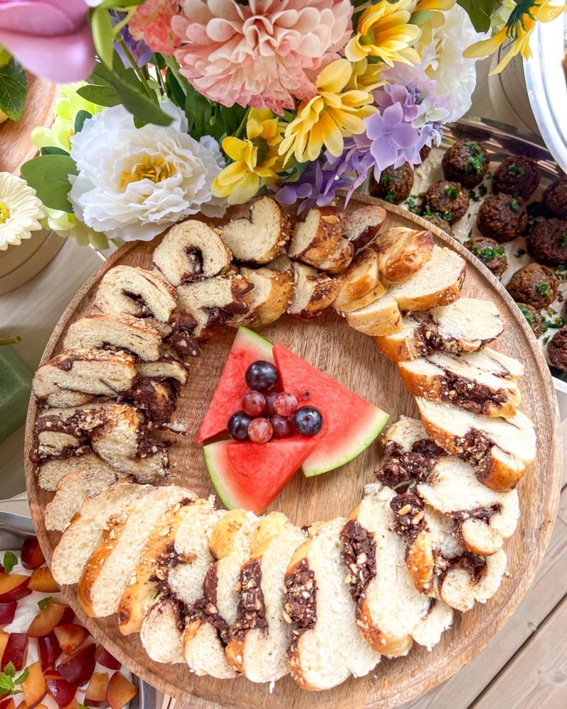 Babka chocolat noisettes maison, buffet Le Déjeuner Entre L à Aix-en-Provence